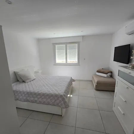 Apartment Magnifique Bord De *